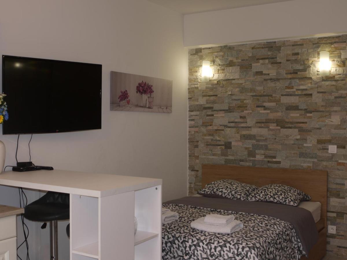 Beach - A Modern Studio Flat In Central 니스 외부 사진