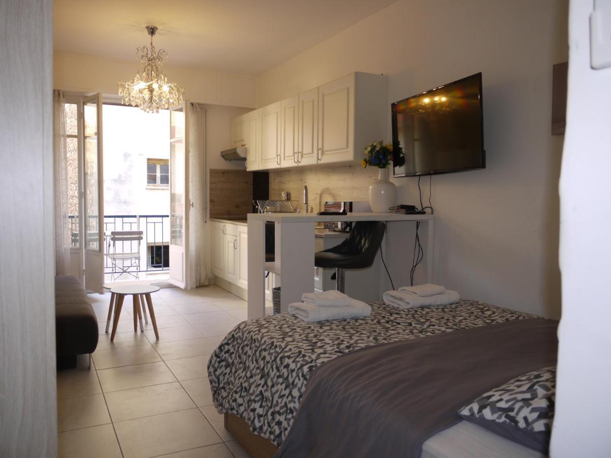 Beach - A Modern Studio Flat In Central 니스 외부 사진